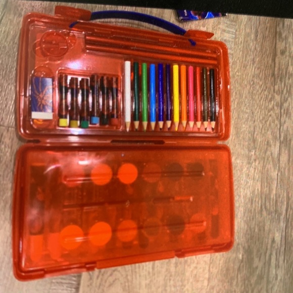 Disney art kit - Picture 7 of 8